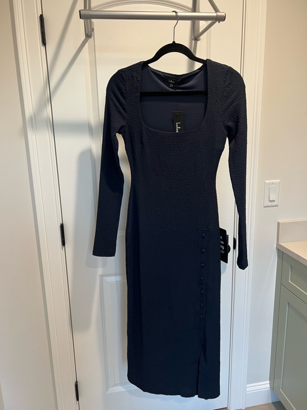 Lulu's Navy Scoop Neck Long Sleeve Midi Dress with Side Buttons